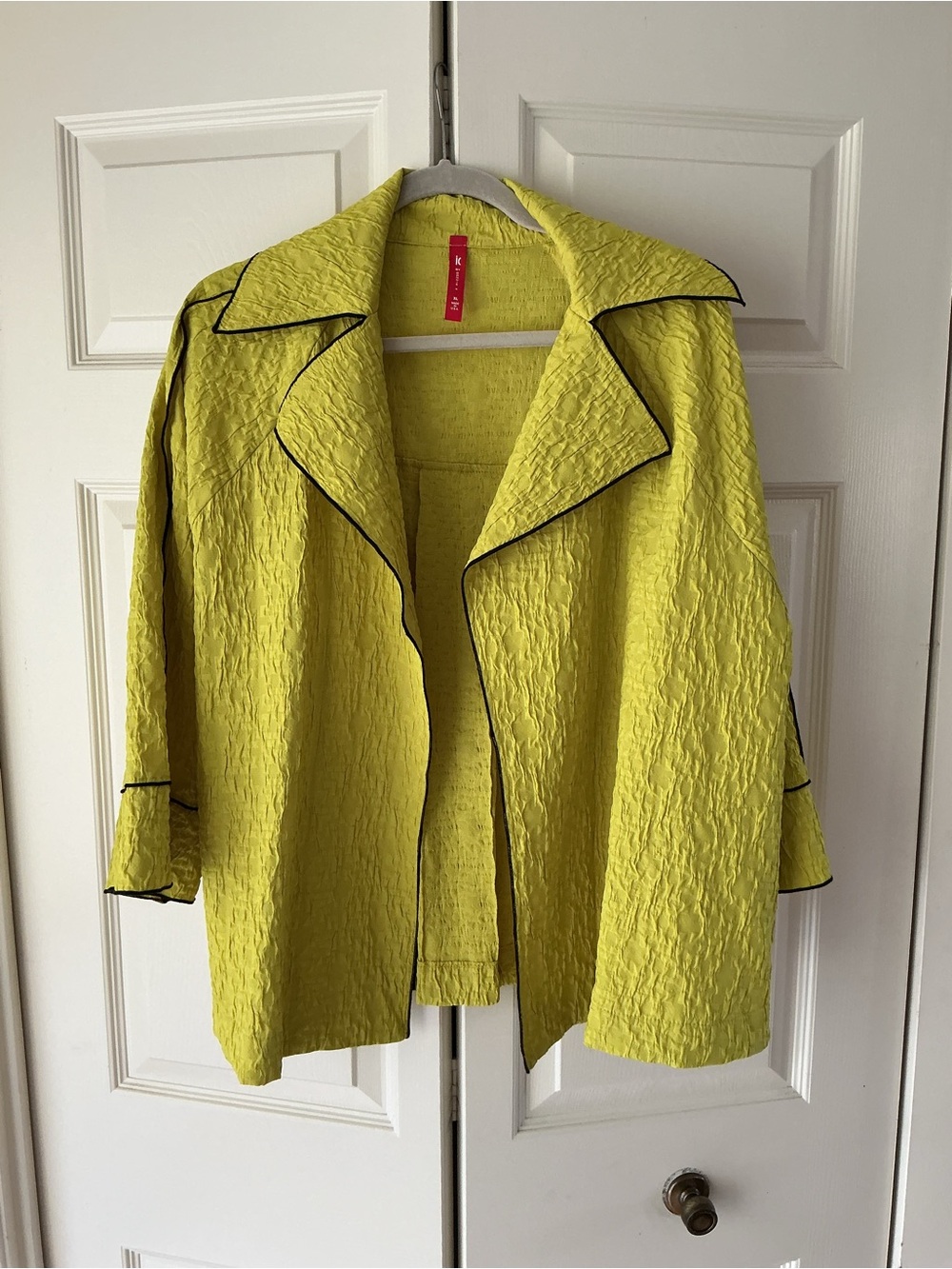 IC COLLECTION Lemon Yellow Open-Front Jacket with Black Trim
